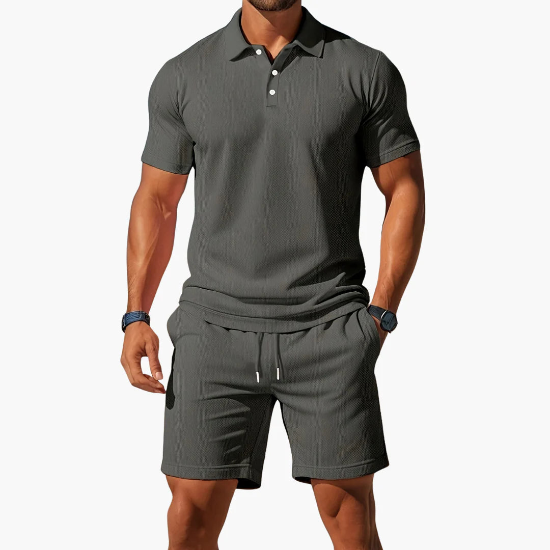 Detail of drawstring waist shorts in men's matching summer set