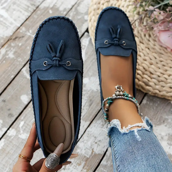 Close-up of ergonomic sole and cushioned insole in orthopedic loafer design