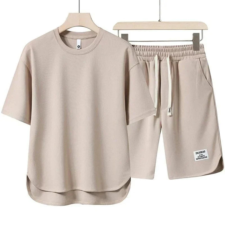 Men's Casual T-Shirt and Shorts Set Relaxed Fit in beige with crew neck and elastic waistband