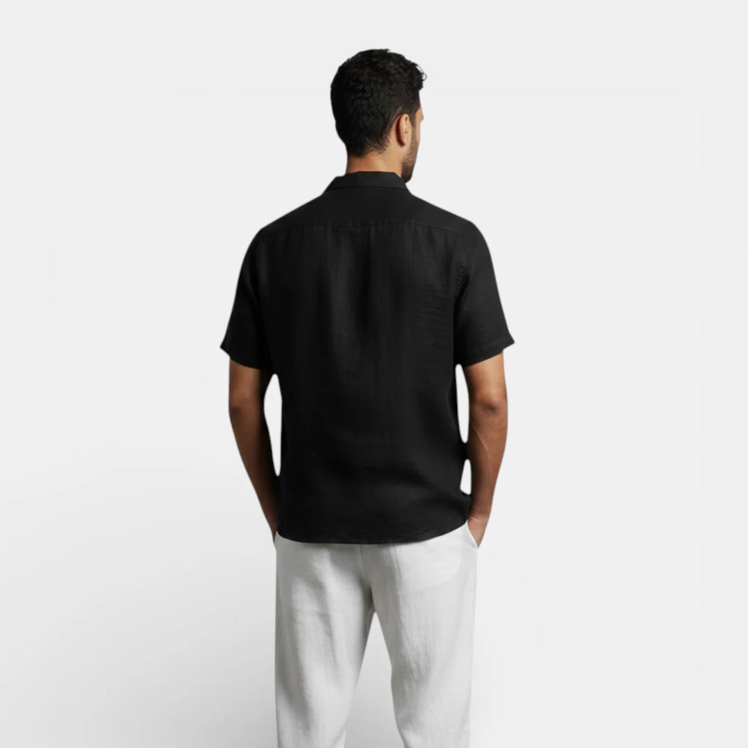 Men's relaxed fit short sleeve shirt with curved hem and smooth finish for casual summer wear